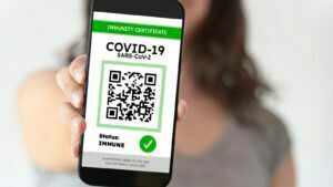Green Pass e mascherine, cosa cambia da maggio