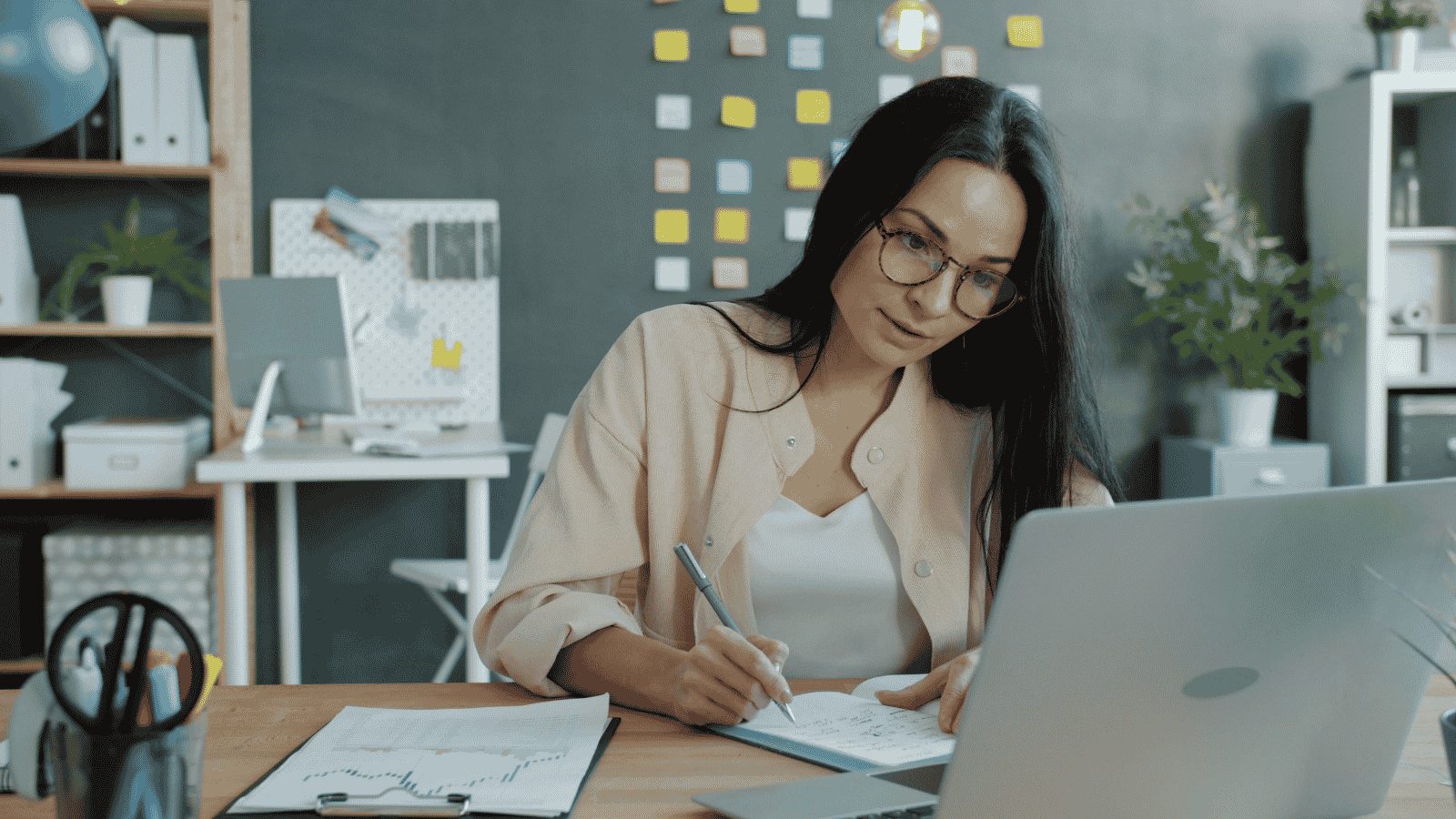 Imprenditrice PMI italiana accede alla finanza agevolata 2026 con consulenza Time Vision R&D